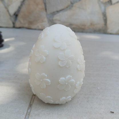 Candela Uovo di Pasqua con Coniglio in Cera - Misure cm 5,5x7,5