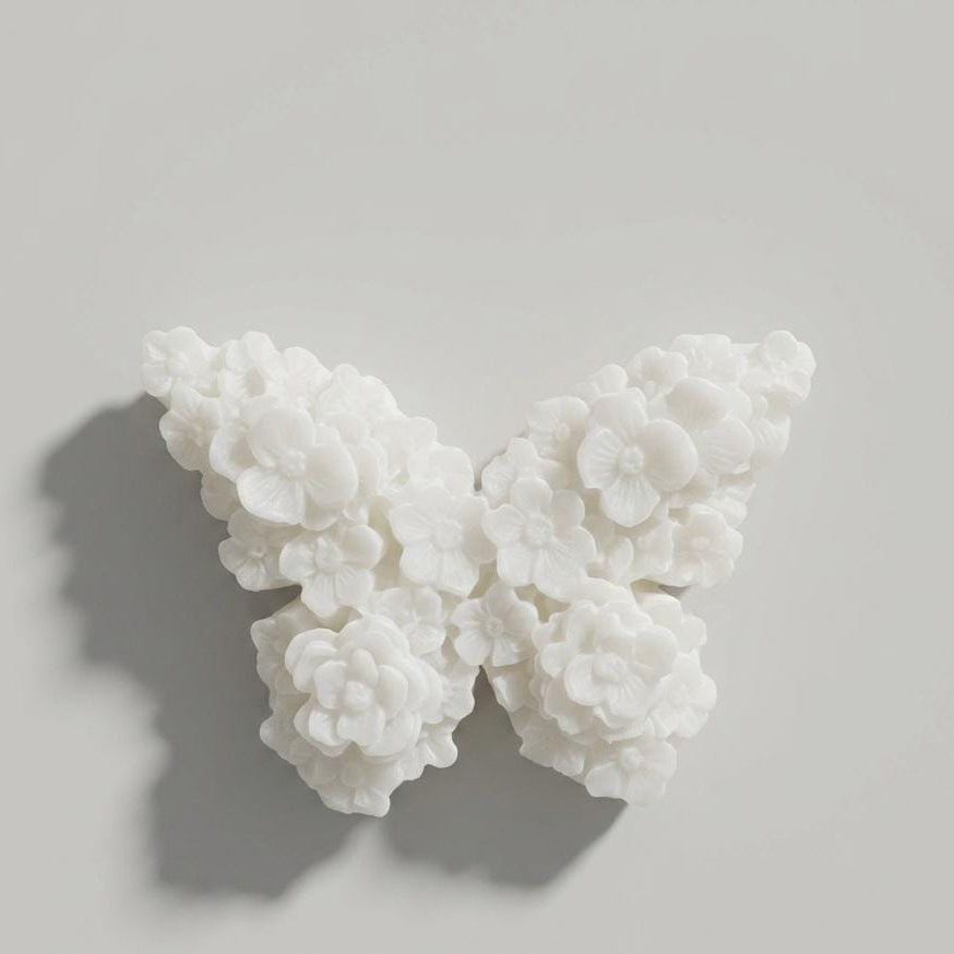 Candela Farfalla Mignon con Fiori in Cera, colore bianco