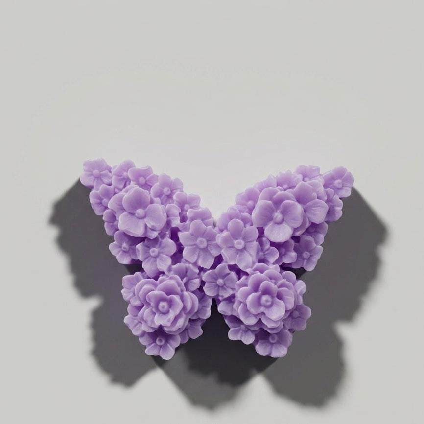 Candela Farfalla Mignon con Fiori in Cera, colore viola