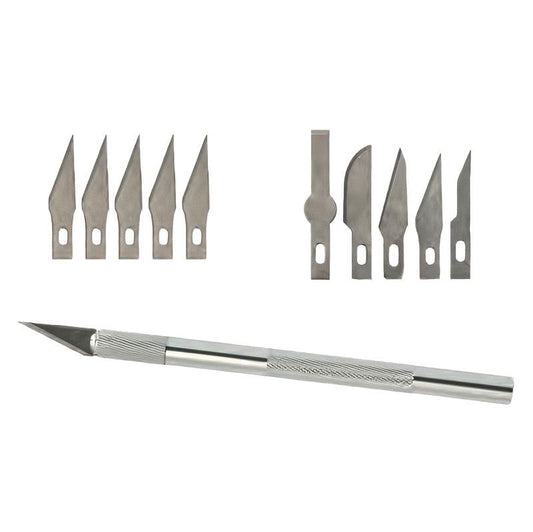 Bisturi in alluminio con lama e varie lame di ricambio, ideale per tagli precisi in modellismo e artigianato, attrezzo resistente e leggero, facile sostituzione della lama, Attrezzi, Attrezzi vari, AVADA - Best Sellers, Collezione Ditta Fauci, AVADA Email Marketing - Best Sellers, AVADA Email Marketing - Newest Products