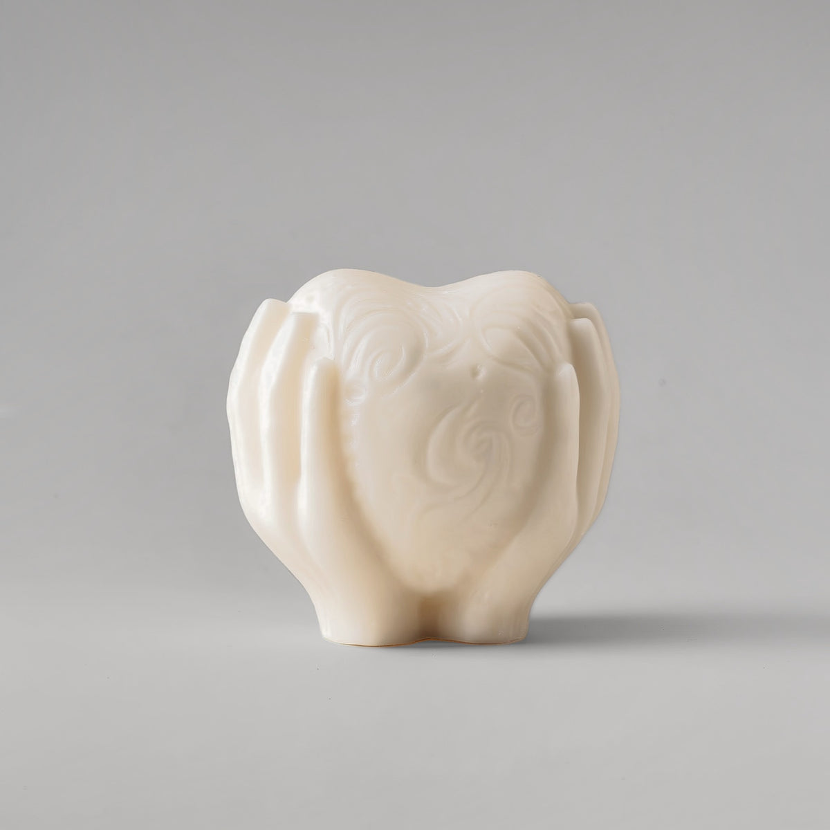 Candela Cuore tra le Mani in Cera, colore Bianco