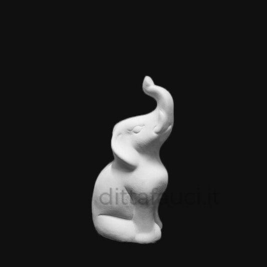 Elefante in terraglia bianca