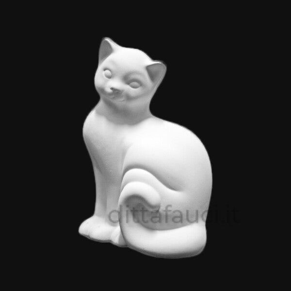 gatto in terraglia bianca